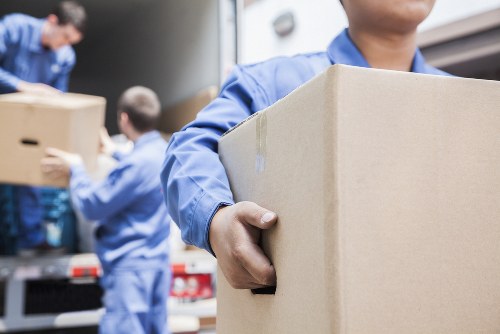 Removal van planning around Ruislip property access and parking challenges